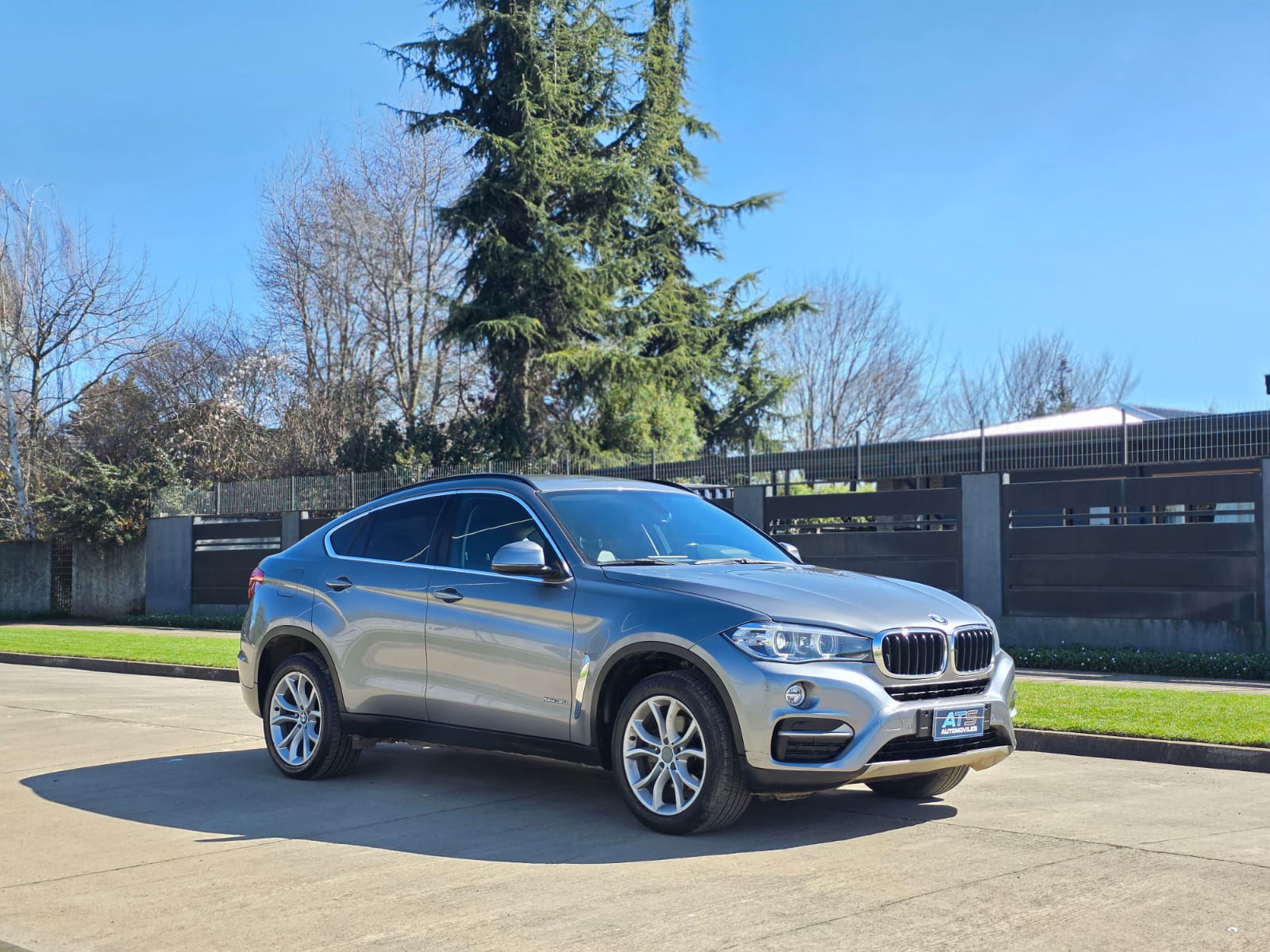 
								BMW X6 X-DRIVE full									