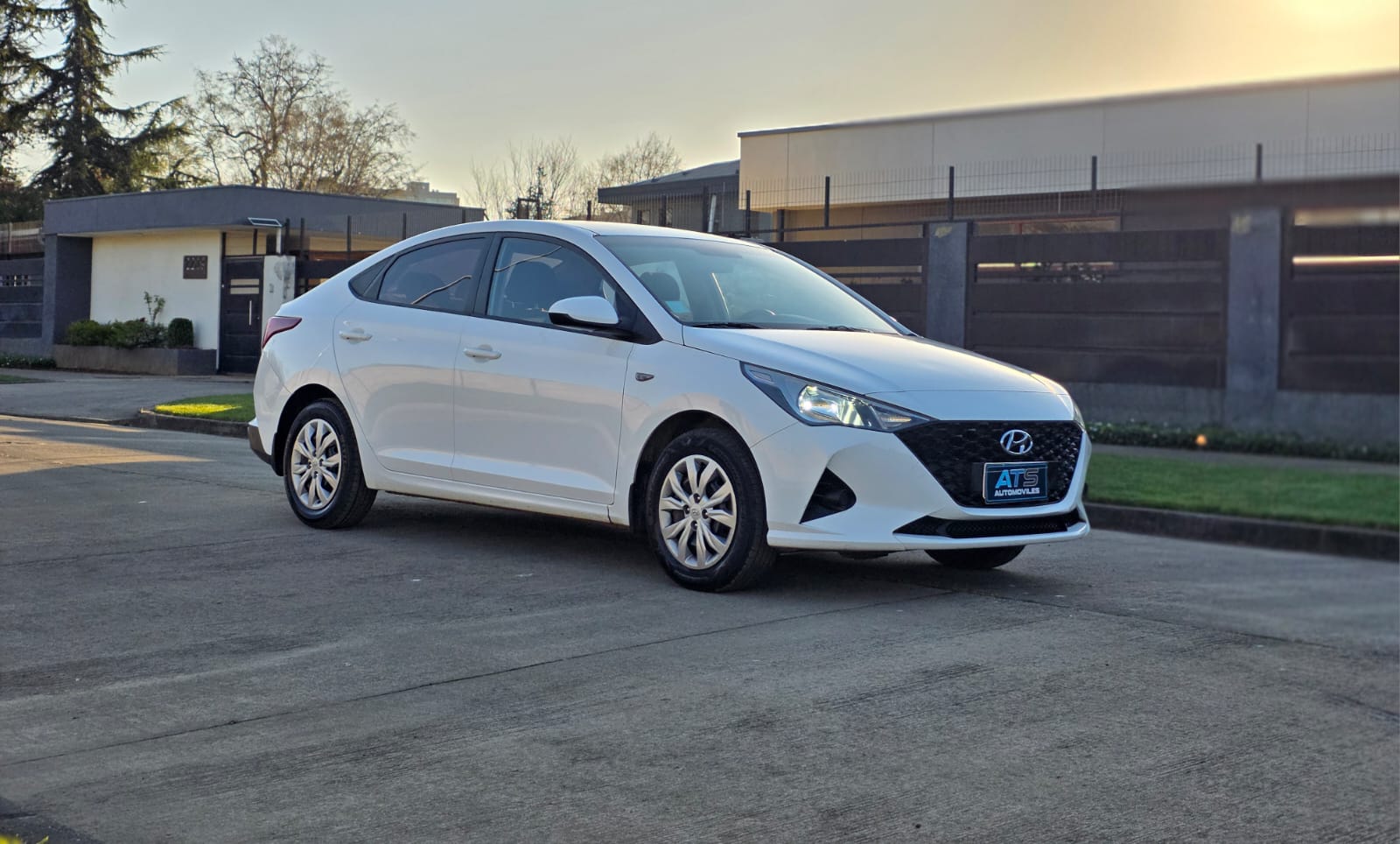 
								Hyundai ACCENT PLUS full									