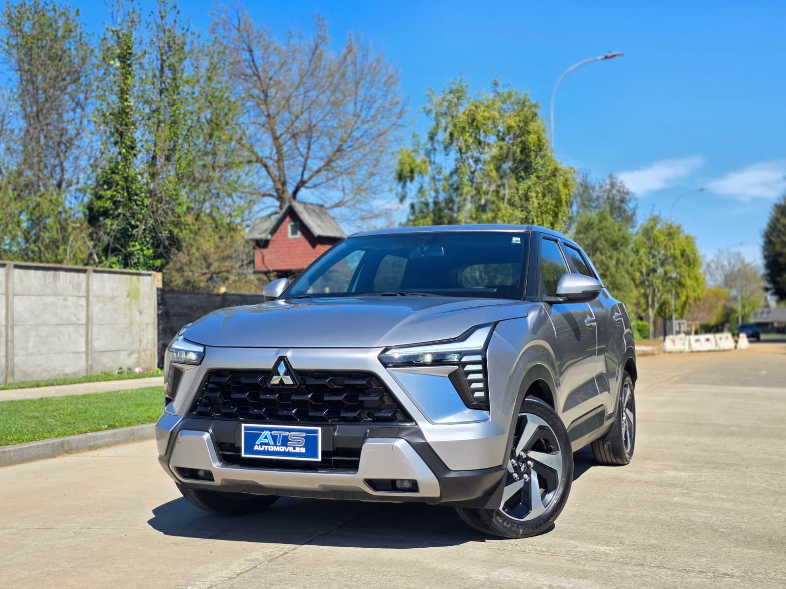 
								Mitsubishi NEW OUTLANDER SPORT GLS full									
