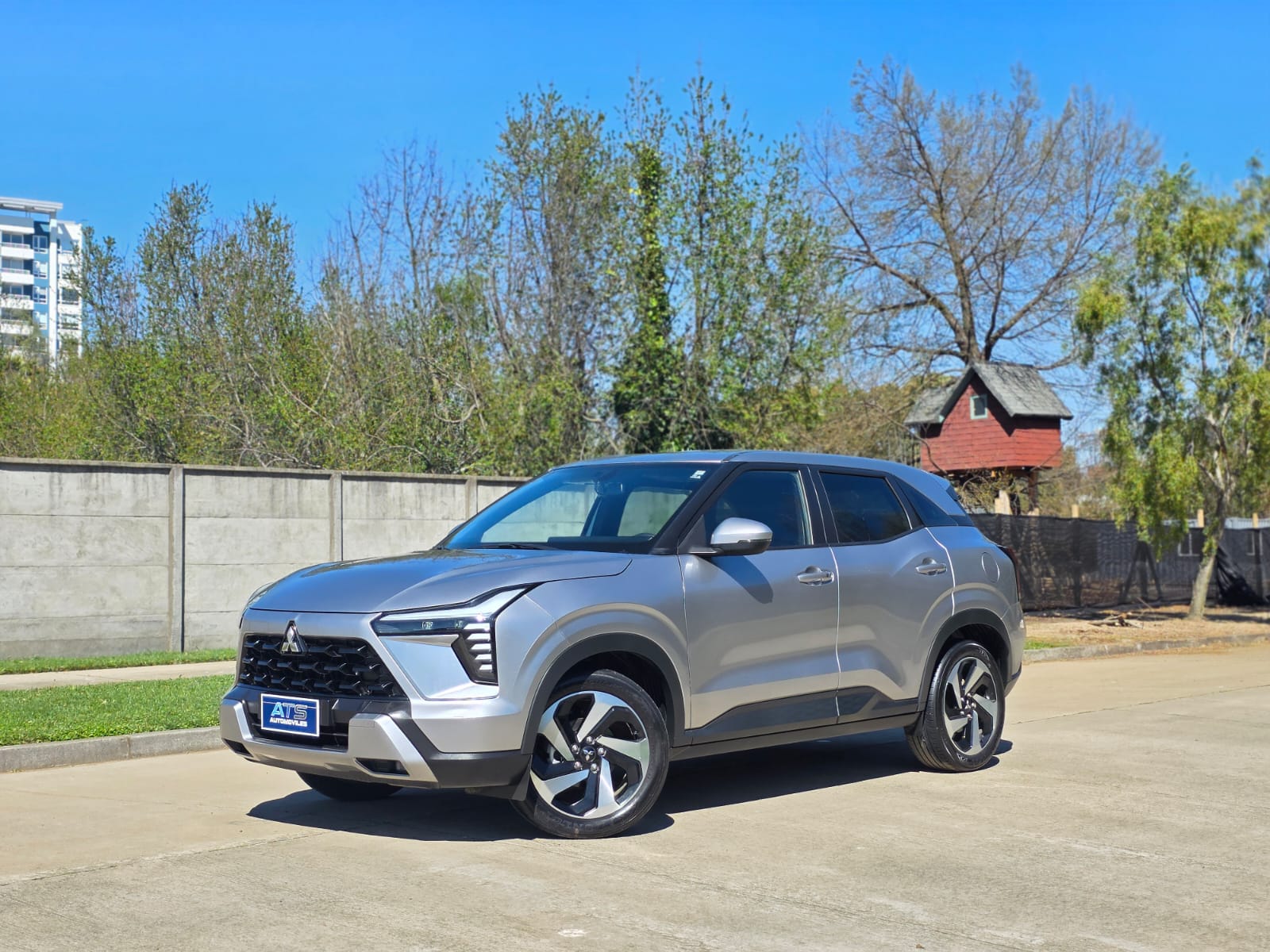 
								Mitsubishi NEW OUTLANDER SPORT GLS full									