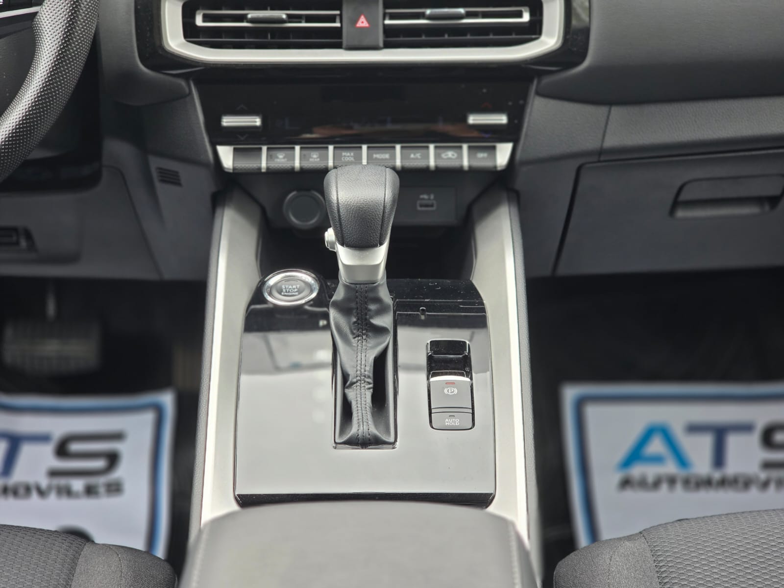 
								Mitsubishi Destinator GL full									