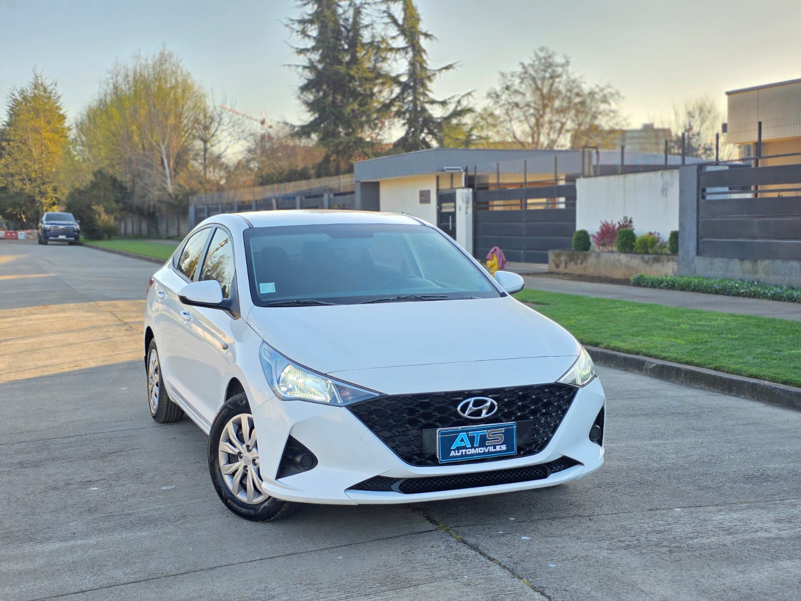 
								Hyundai ACCENT PLUS full									