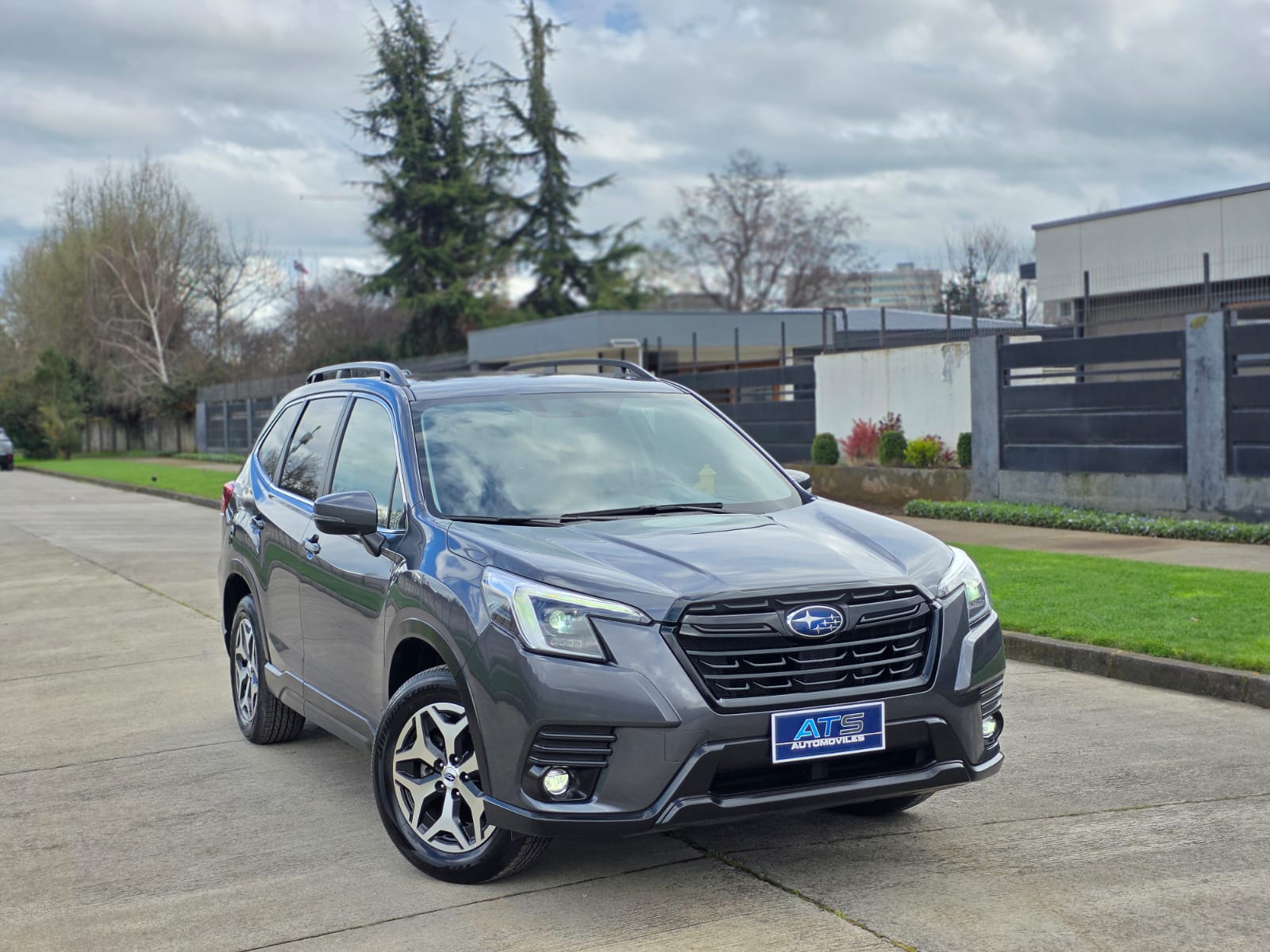 
								Subaru New Forester XS full									
