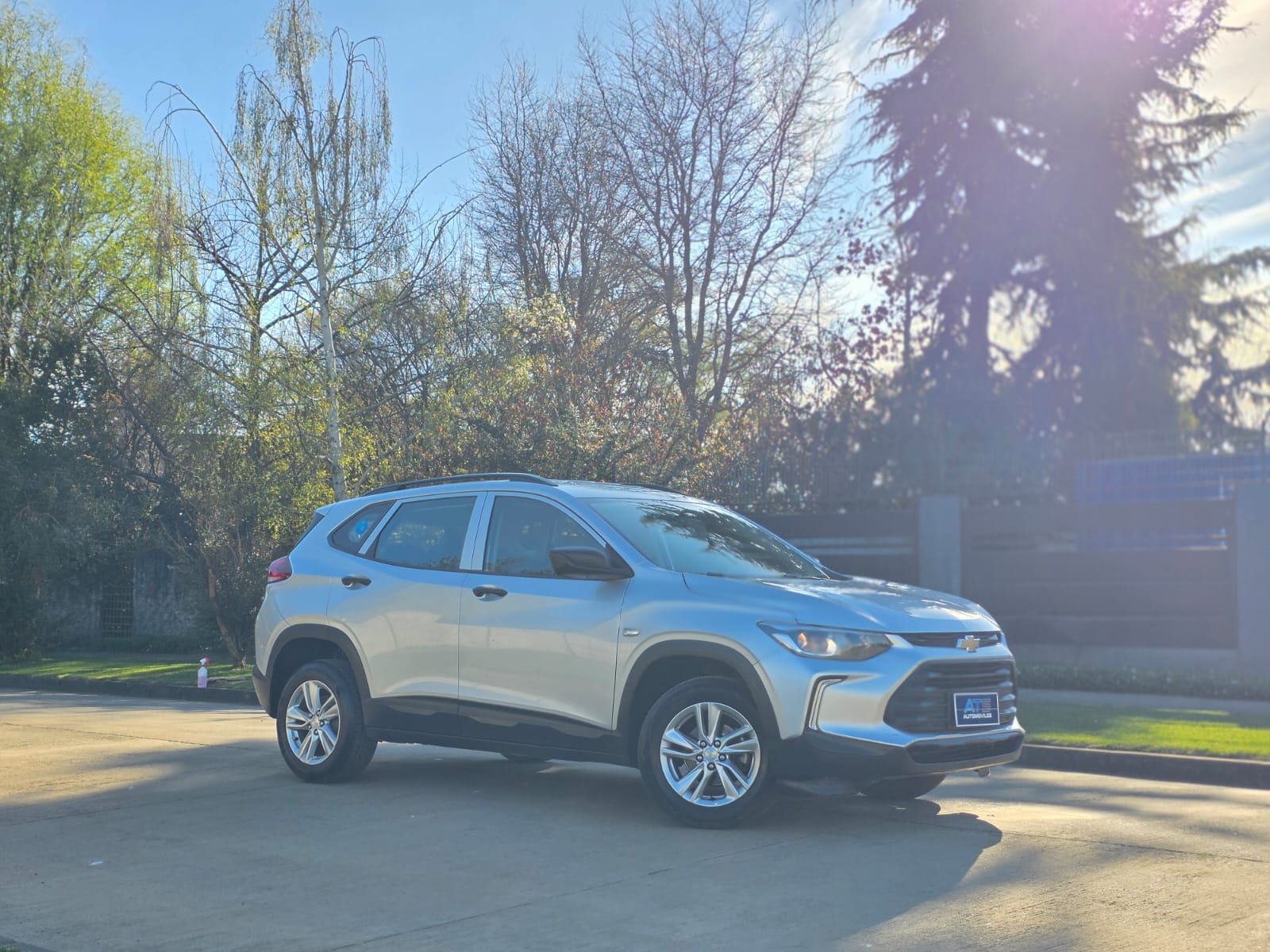 
								Chevrolet TRACKER LS full									