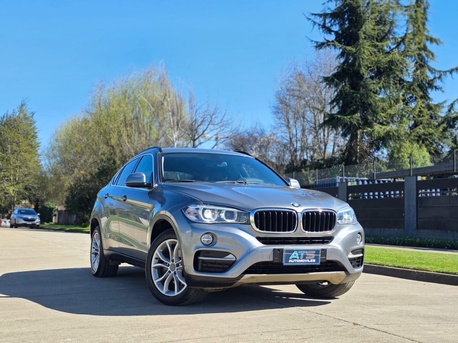 
								BMW X6 X-DRIVE full									