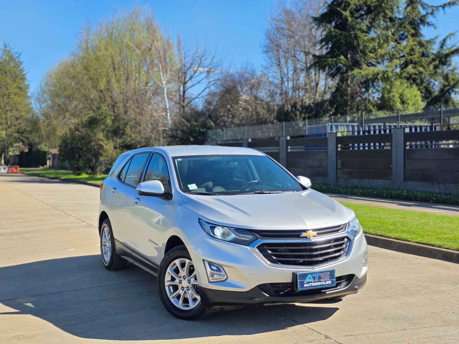 
								Chevrolet EQUINOX LS FWD full									