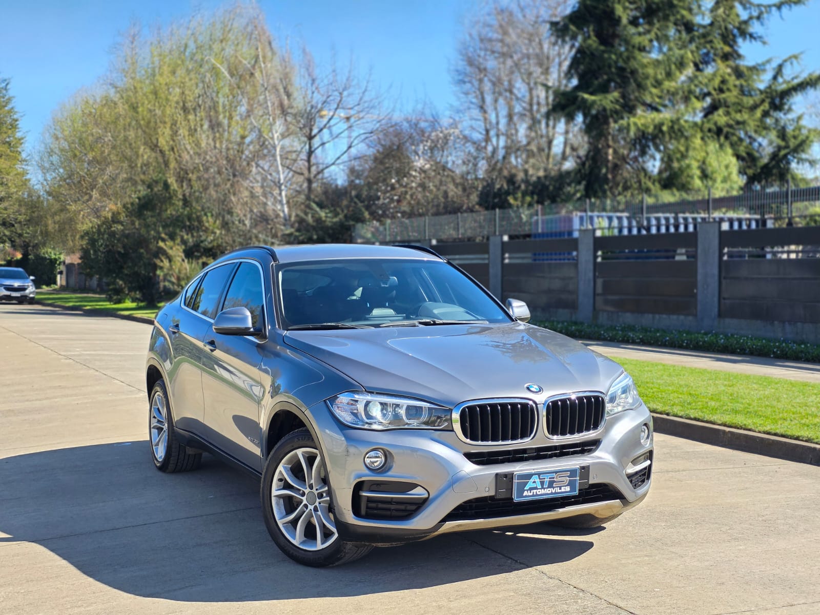 
								BMW X6 X-DRIVE full									