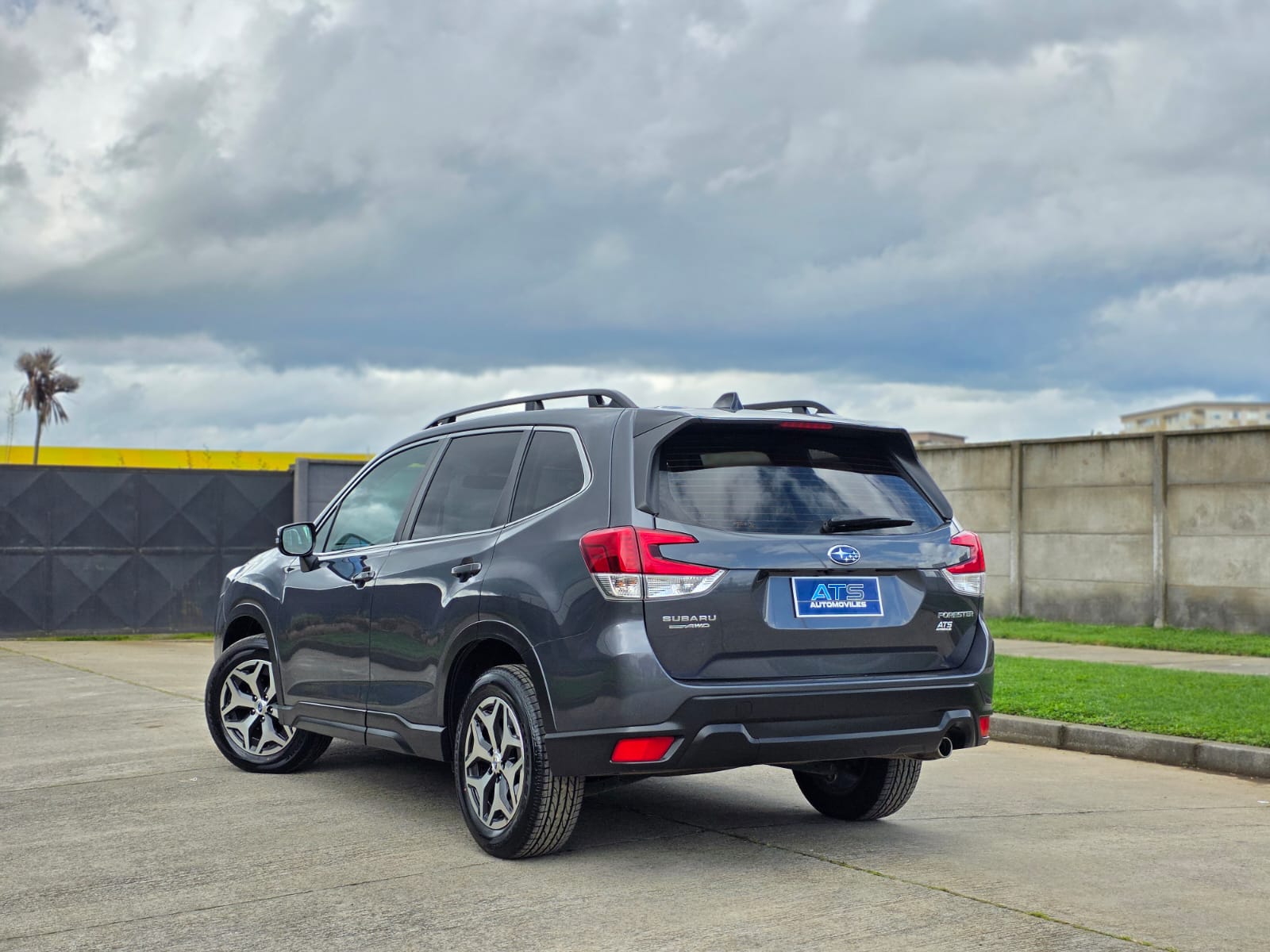
								Subaru New Forester XS full									