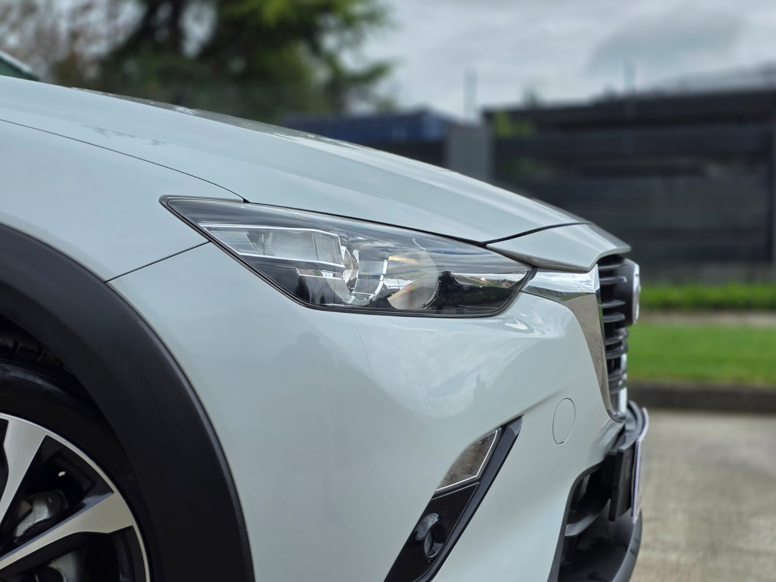 
								Mazda CX-3 R full									