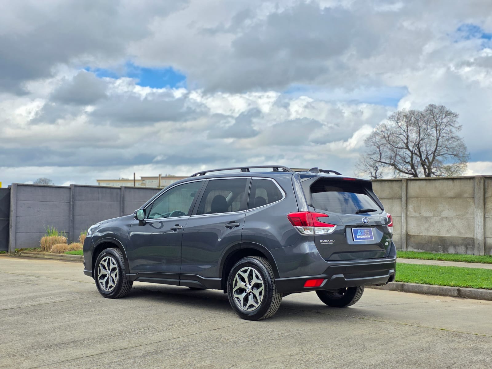 
								Subaru New Forester XS full									