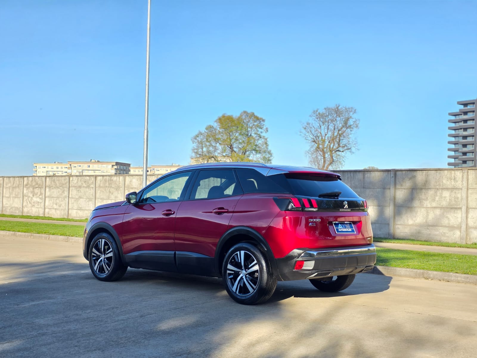 
								Peugeot 3008 ACTIVE full									