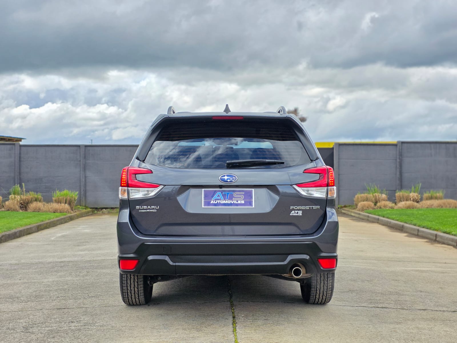 
								Subaru New Forester XS full									