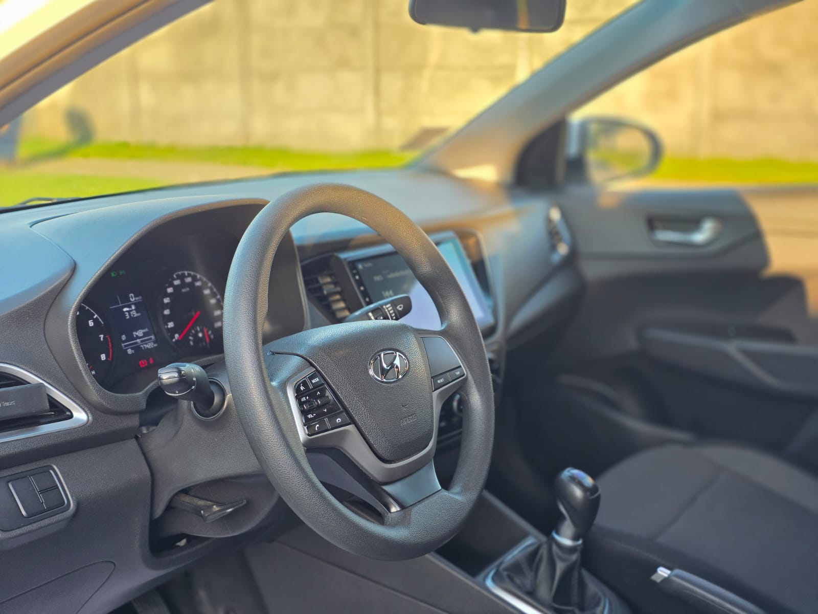 
								Hyundai ACCENT PLUS full									