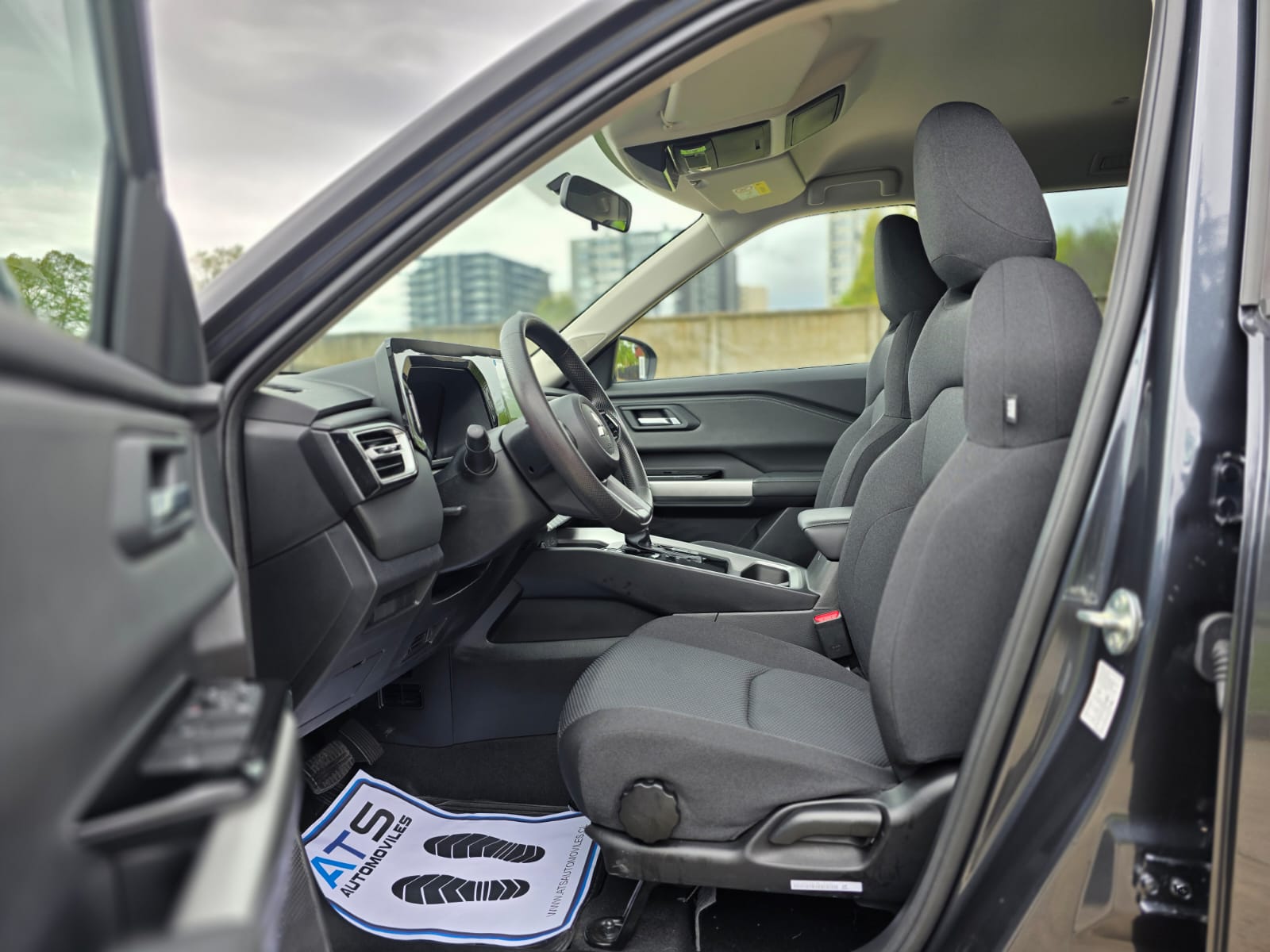 
								Mitsubishi Destinator GL full									