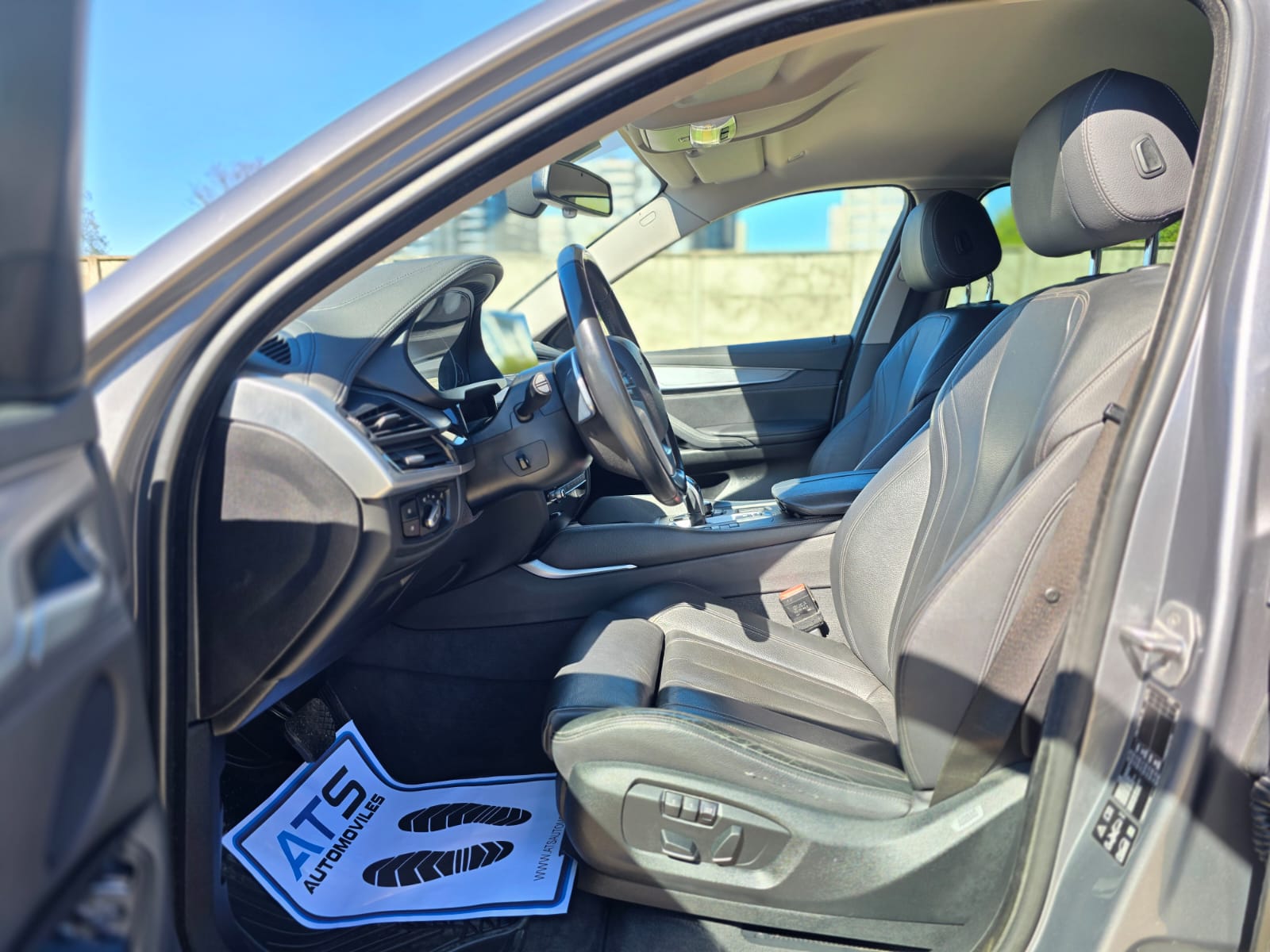 
								BMW X6 X-DRIVE full									