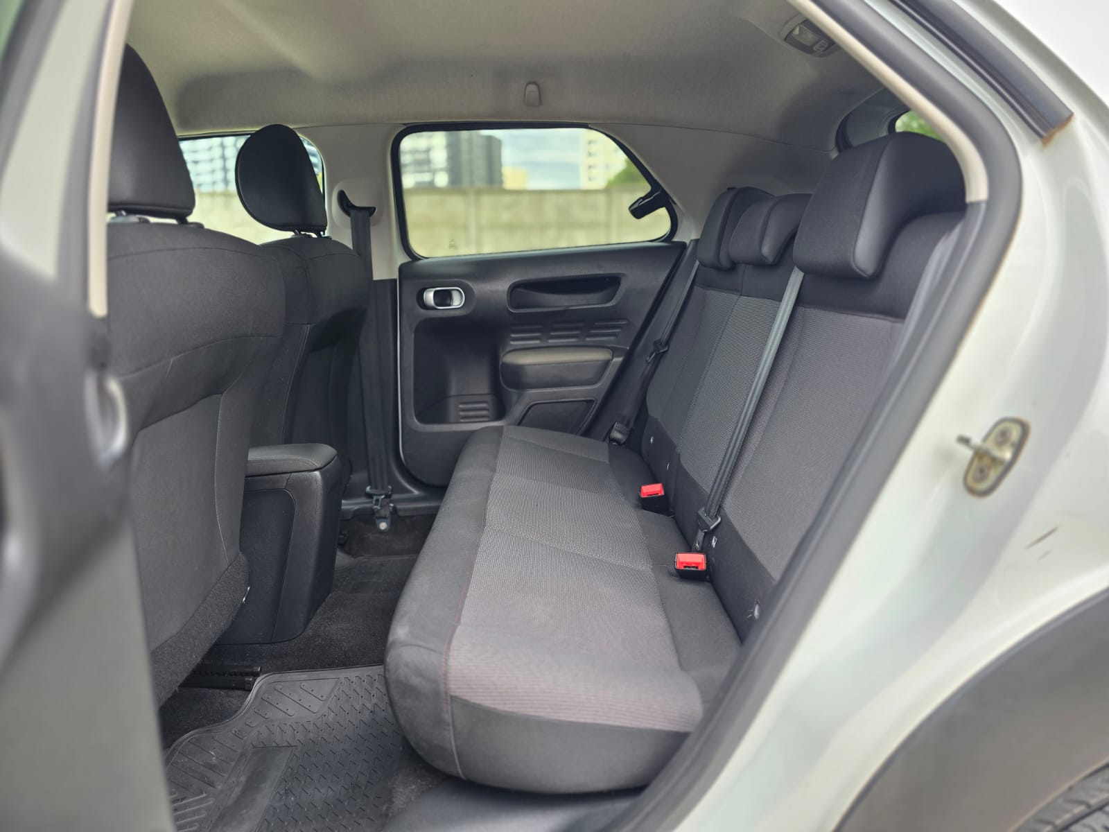 
								Citroen NEW C4 CACTUS full									