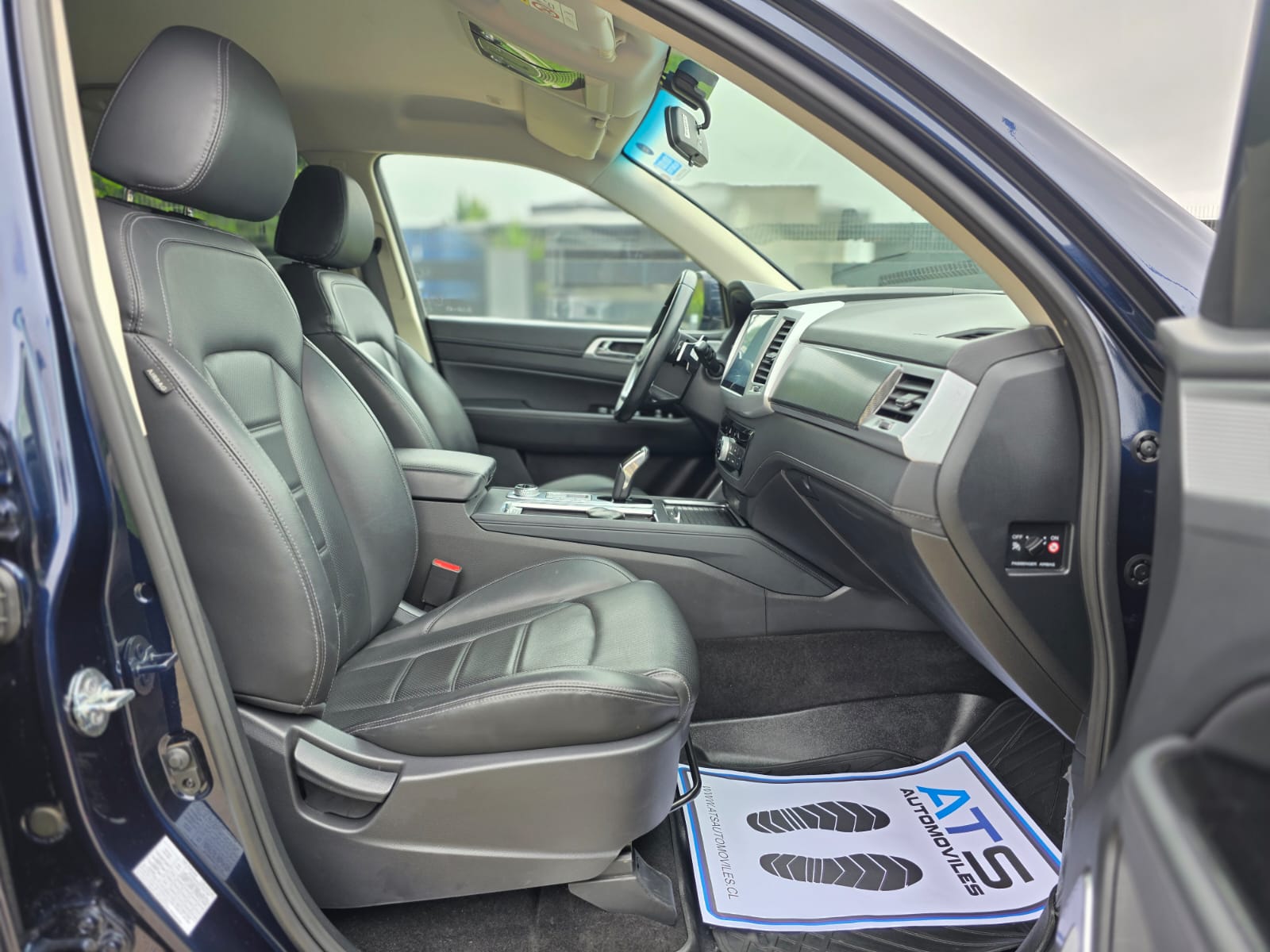 
								Ssangyong REXTON GLX full									