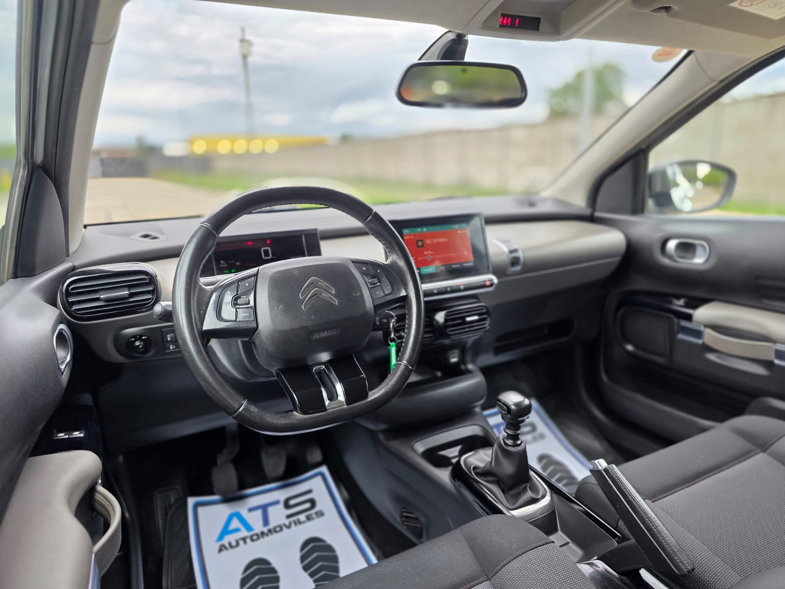 
								Citroen NEW C4 CACTUS full									