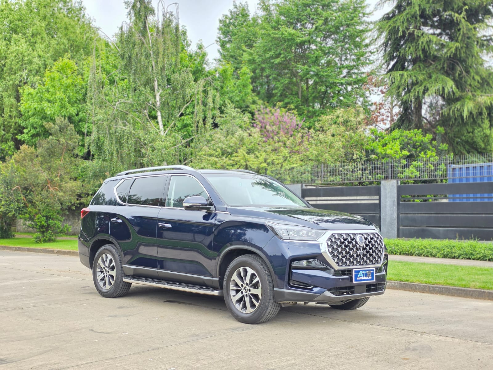 
								Ssangyong REXTON GLX full									