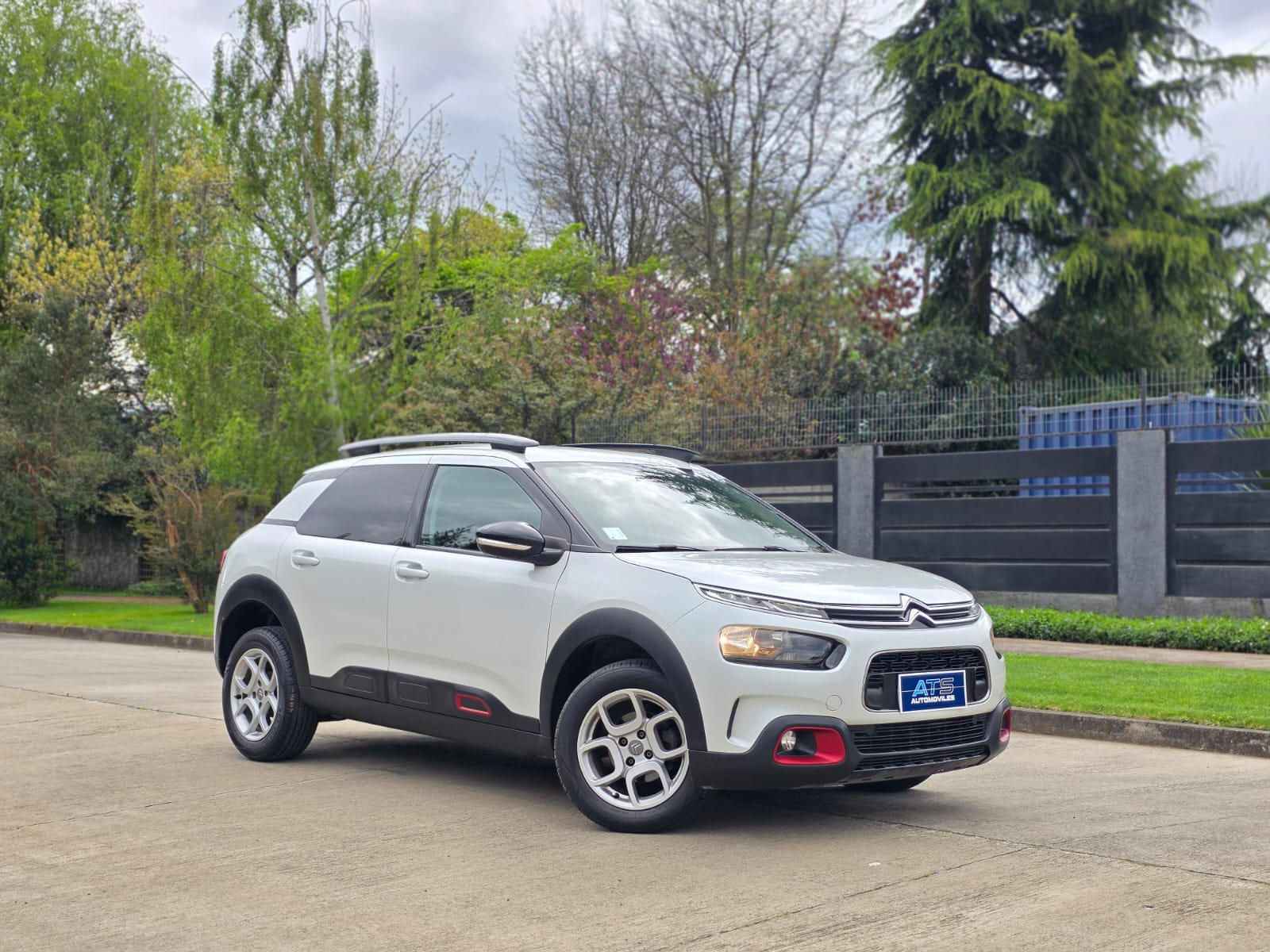 
								Citroen NEW C4 CACTUS full									