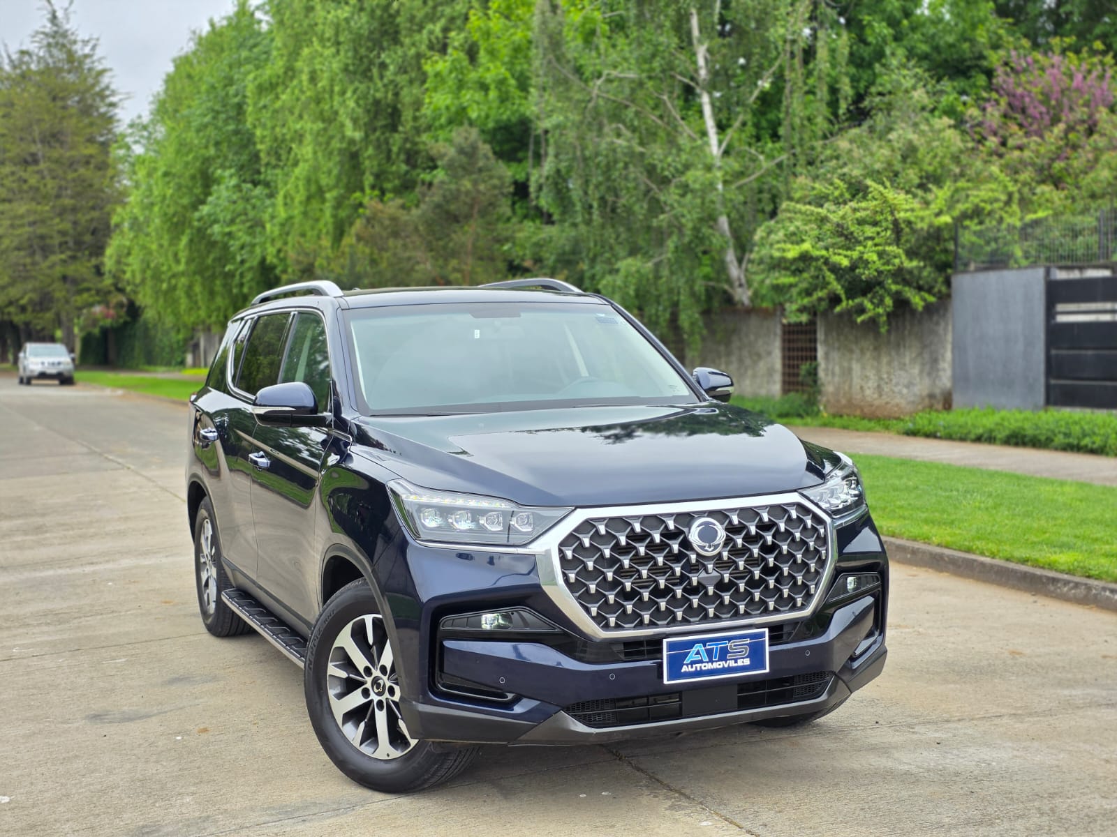 
								Ssangyong REXTON GLX full									